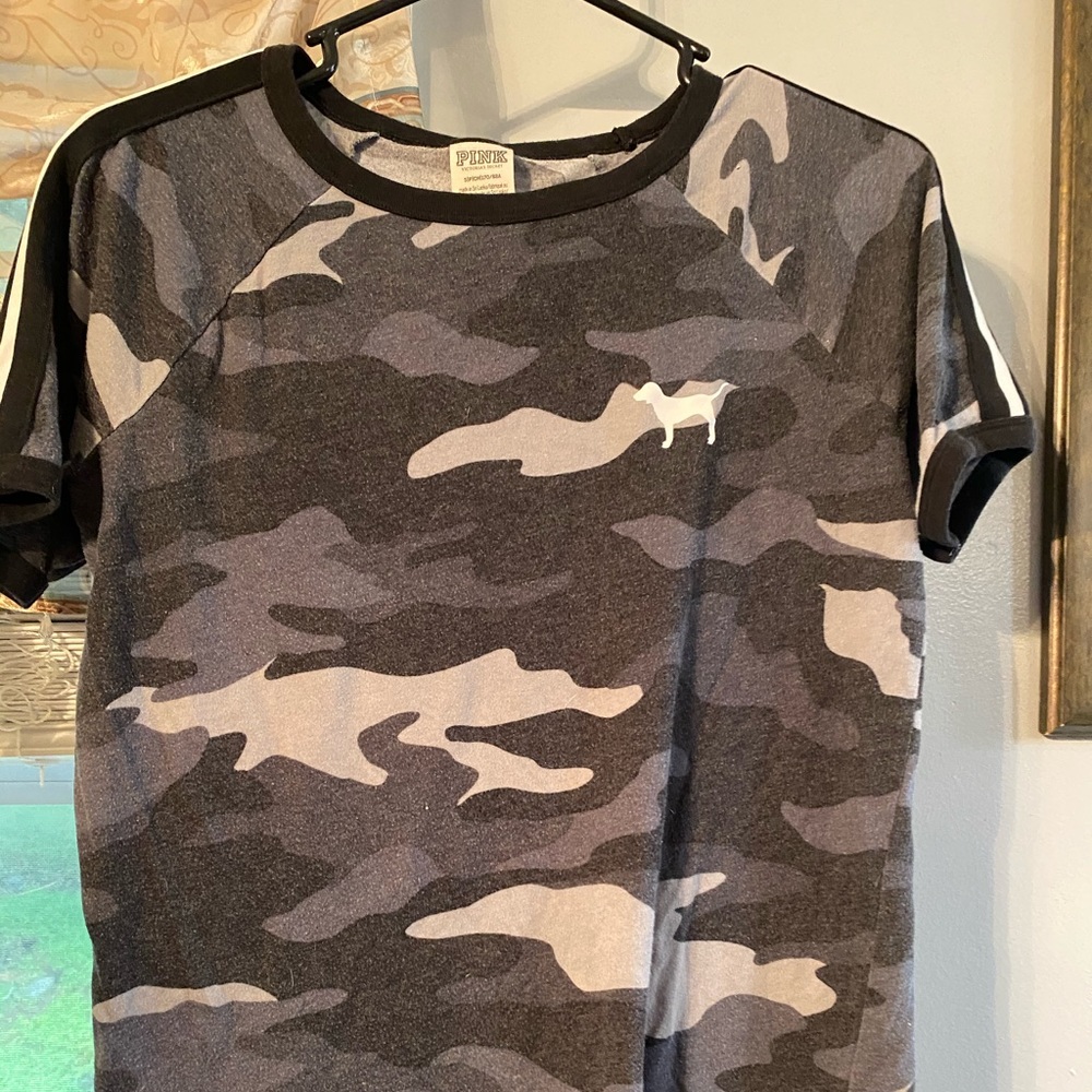 PINK T-shirt